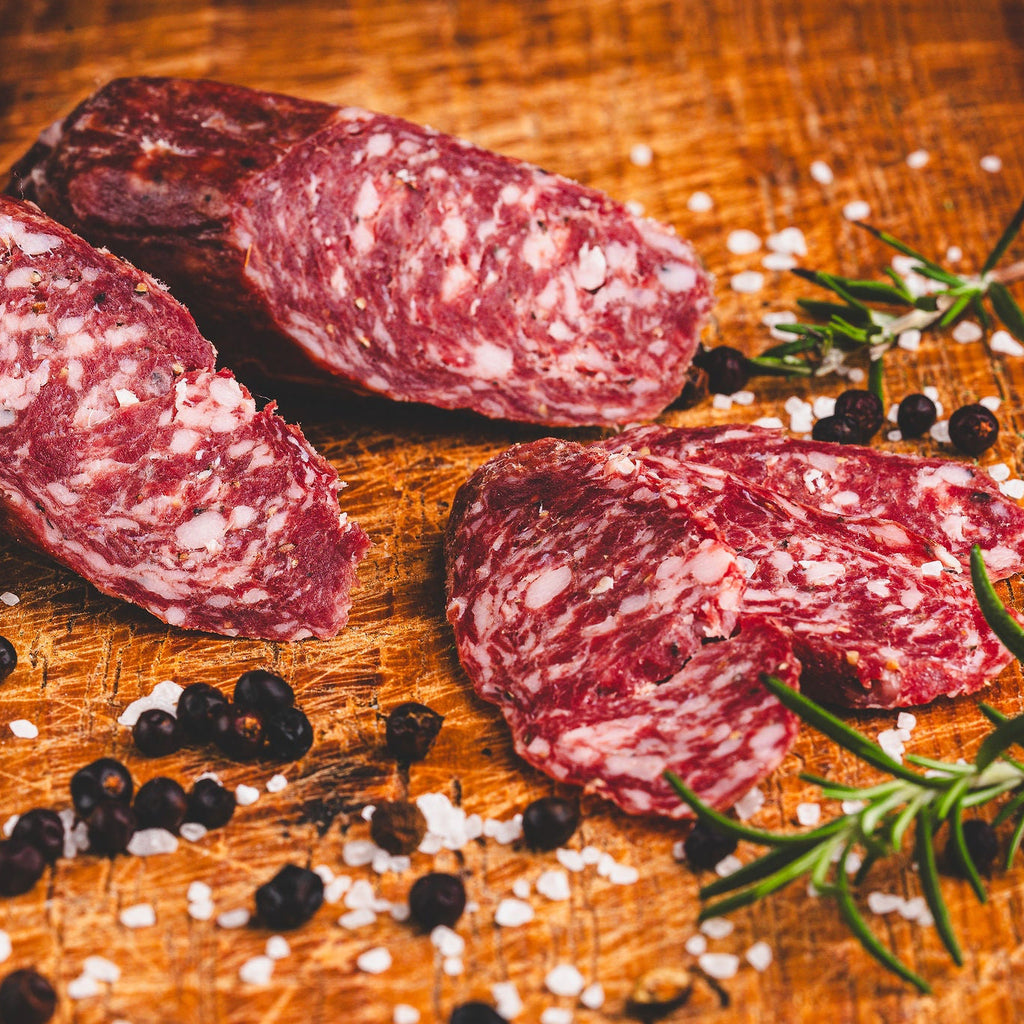 Schafsalami mit Knoblauch